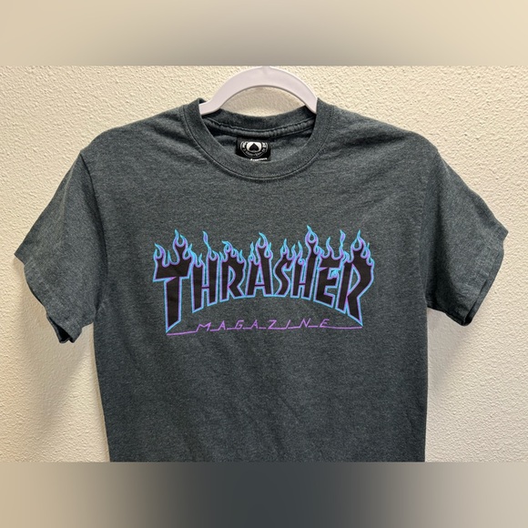 Thrasher Magazine Graphic Shirt Short Sleeve Flames Cotton Blend Men's Small - Picture 3 of 8